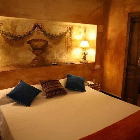 Rosaleda Don Pedro 4*