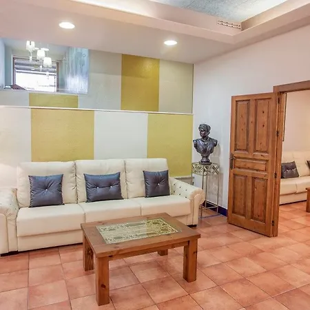 Rosaleda Don Pedro 4*