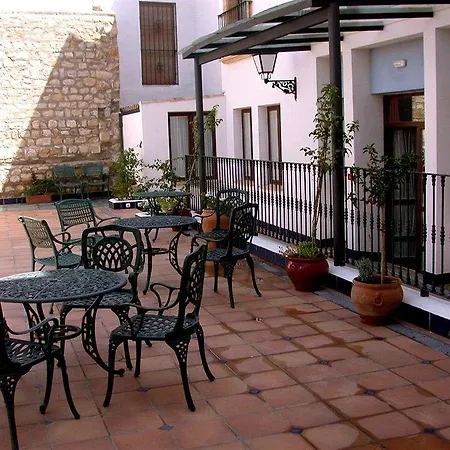 Rosaleda Don Pedro 4*