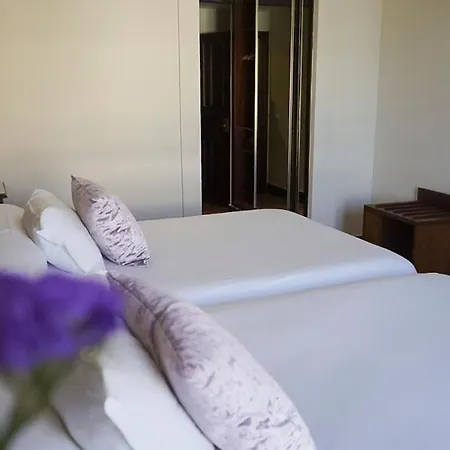 Rosaleda Don Pedro 4*